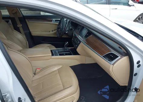 2016 Hyundai Genesis 3.8 z USA, uszkodzony, nr VIN KMHGN4JE7GU144080